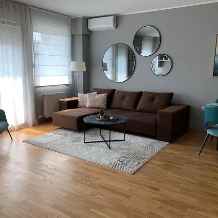 Gemini Apartment 3 - Modern Apartment With City View 노비사드 외부 사진
